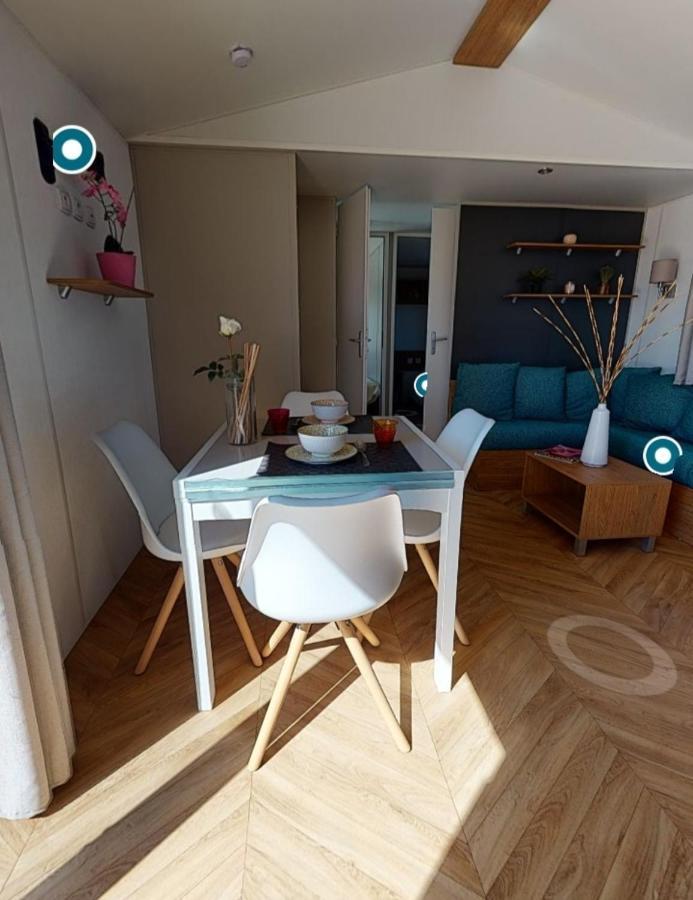 Bj Chalets - De Rug 3 - Vakantiepark Lauwersoog - Luxe Chalet Met Vaatwasser En Inloopkast! Vroege Incheck! Met Airco! Extérieur photo